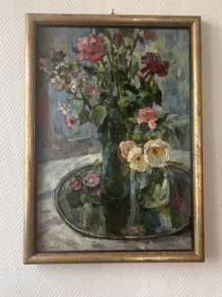 Grand tableau nature morte aux fleurs, école russe du milieu du XXe siècle. L’éloge de la douceur