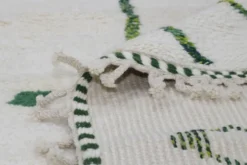 Grand tapis Beni Ouarain 295×210 cm – Ivoire & vert forêt, GO-962