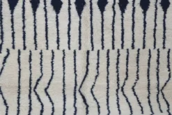 Grand tapis Beni Ouarain 310×210 cm – Ivoire & violet foncé, GO-937