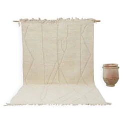 Grand tapis Beni Ouarain 360×200 cm – Tapis marocain ivoire extra long avec design de lignes organiques douces, GO-960