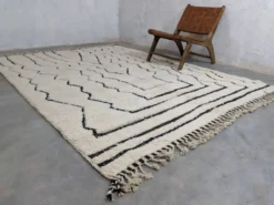 Grand tapis Beni Ouarain, 285 x 205 cm