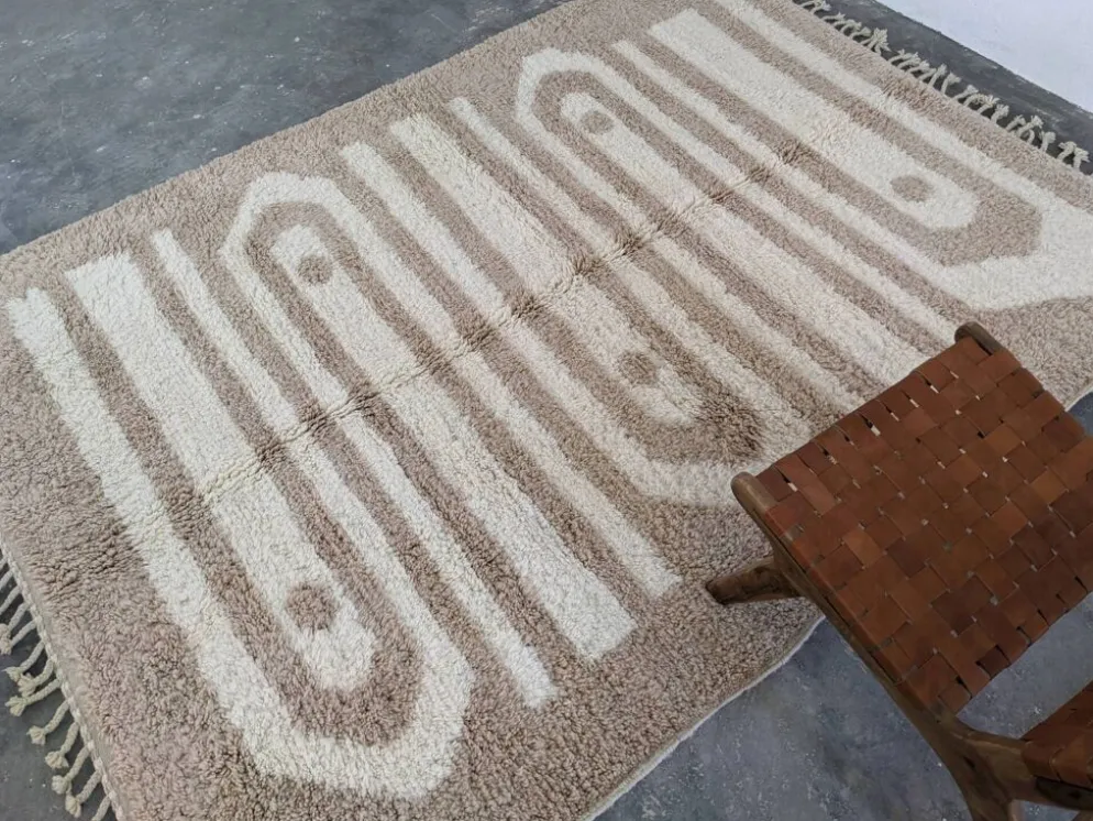 Grand tapis beni ouarain, 280 x 205 cm