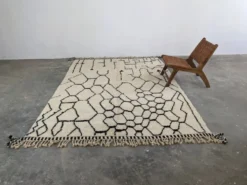 Grand tapis Beni Ouarain, 320 x 215 cm || 10,5 x 7,05 pieds, G-378