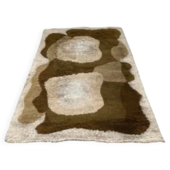 Grand tapis en laine à poils longs, produit par Desso, années 1970.