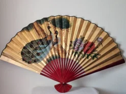 Grand éventail japonais peint à la main vintage