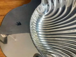 Grand vide poche vintage coquillage en métal argenté