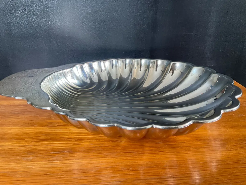 Grand vide poche vintage coquillage en métal argenté