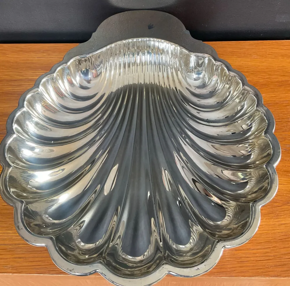 Grand vide poche vintage coquillage en métal argenté