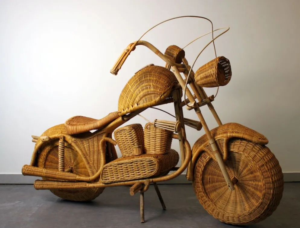 Harley Davidson en rotin, Tom Dixon, 90