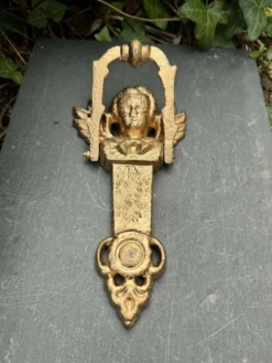 Heurtoir angelot ancien