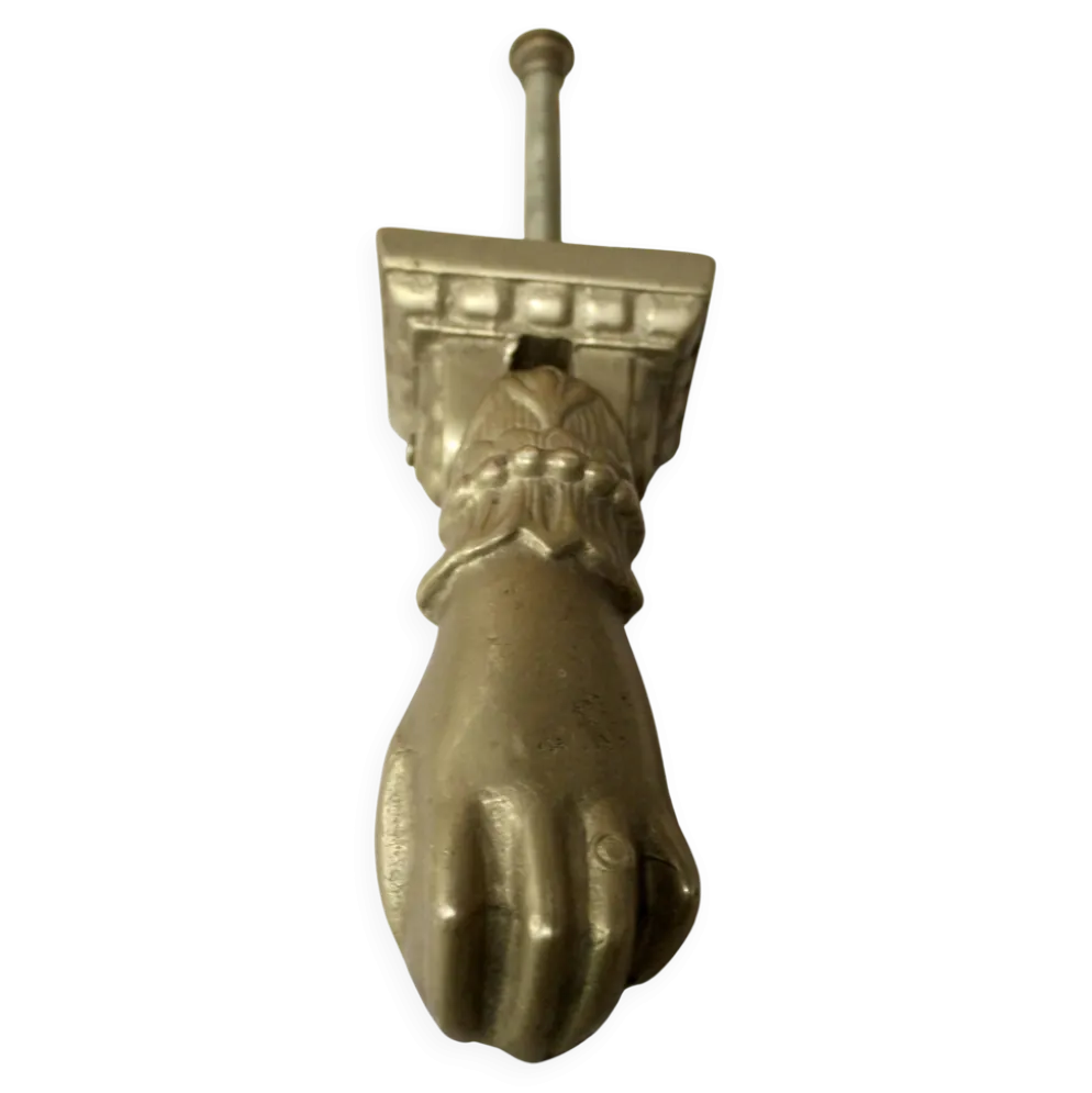 Heurtoir en bronze plein, forme de main, XIXème