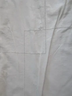 Housse d'édredon ancienne broderie de jours – 122 x 110 cm