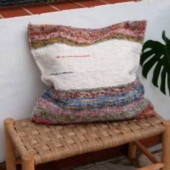 Housse de cousin artisanale tissé main en coton recyclé