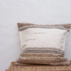 Housse de cousin beige - artisanale tissé main en coton recyclé