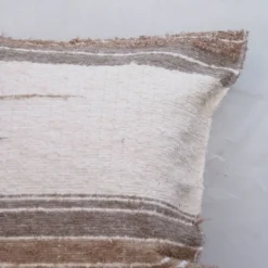 Housse de cousin beige - artisanale tissé main en coton recyclé