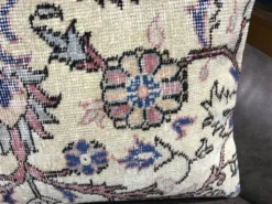 Housse de coussin artisanale bohème