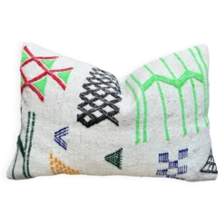 Housse de coussin artisanale marocaine en laine berbère