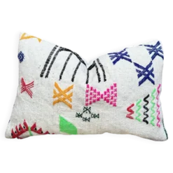 Housse de coussin artisanale marocaine en laine berbère