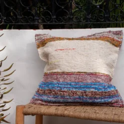 Housse de coussin artisanale en coton recyclé tissé main