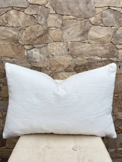 Housse de coussin artisanale en laine berbère : Coussin Kilim marocain