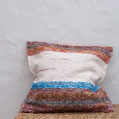 Housse de coussin artisanale en coton recyclé tissé main