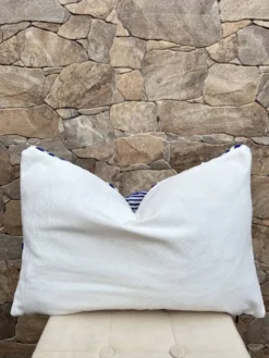 Housse de coussin artisanale en laine berbère : Coussin Kilim marocain