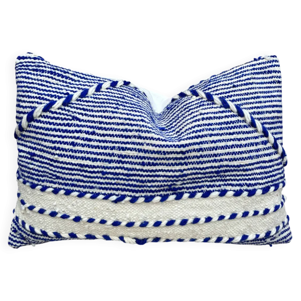 Housse de coussin artisanale en laine berbère : Coussin Kilim marocain