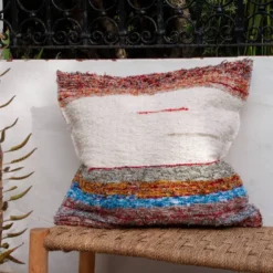 Housse de coussin artisanale en coton recyclé tissé main
