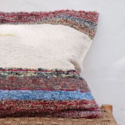 Housse de coussin artisanale en coton recyclé tissé main