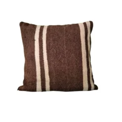 Housse de coussin en couverture berbère ancienne