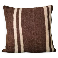 Housse de coussin en couverture berbère ancienne