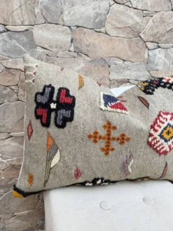 Housse de coussin faite main | Coussin Kilim bohème | Décoration berbère ma