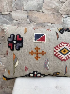 Housse de coussin faite main | Coussin Kilim bohème | Décoration berbère ma