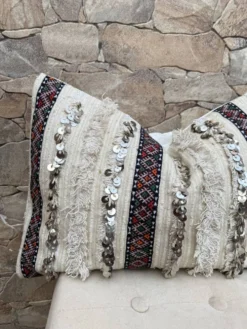 Housse de coussin Handira marocaine : Coussin berbère à sequins (60x40cm)