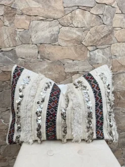 Housse de coussin Handira marocaine : Coussin berbère à sequins (60x40cm)