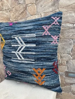 Housse de coussin Kilim marocaine : Coussin en laine fait main