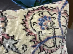Housse de coussin lombaire en tapis décoloré 40x60 cm