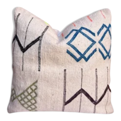 Housse de coussin marocaine blanche faite à la main (45 x 45 cm)