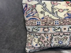Housse de coussin neutre à motif floral 40x60cm