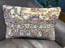Housse de coussin neutre à motif floral 40x60cm
