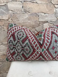 Housse de coussin vintage berbère marocaine en laine