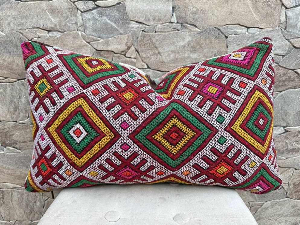 Housse de coussin vintage berbère marocaine en laine