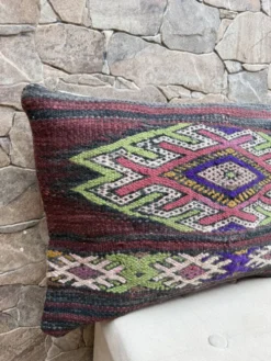Housse de coussin vintage berbère marocaine en laine
