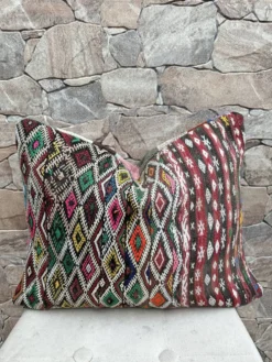 Housse de coussin vintage berbère marocaine en laine