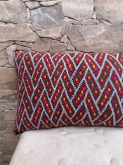 Housse de coussin vintage berbère marocaine en laine