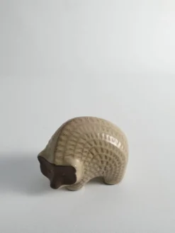 Hérisson en céramique à motif zigzag moderne scandinave, années 1960