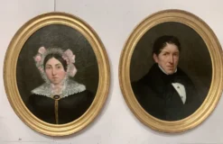 Huile sur toile Paire de portrait en cadre ovale doré XIX siècle