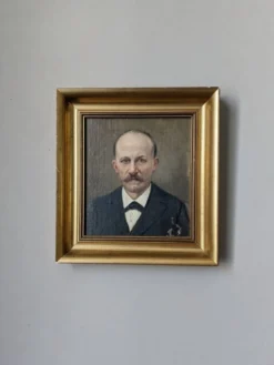 Huile sur toile portrait ancien cadre en bois doré décoration campagne