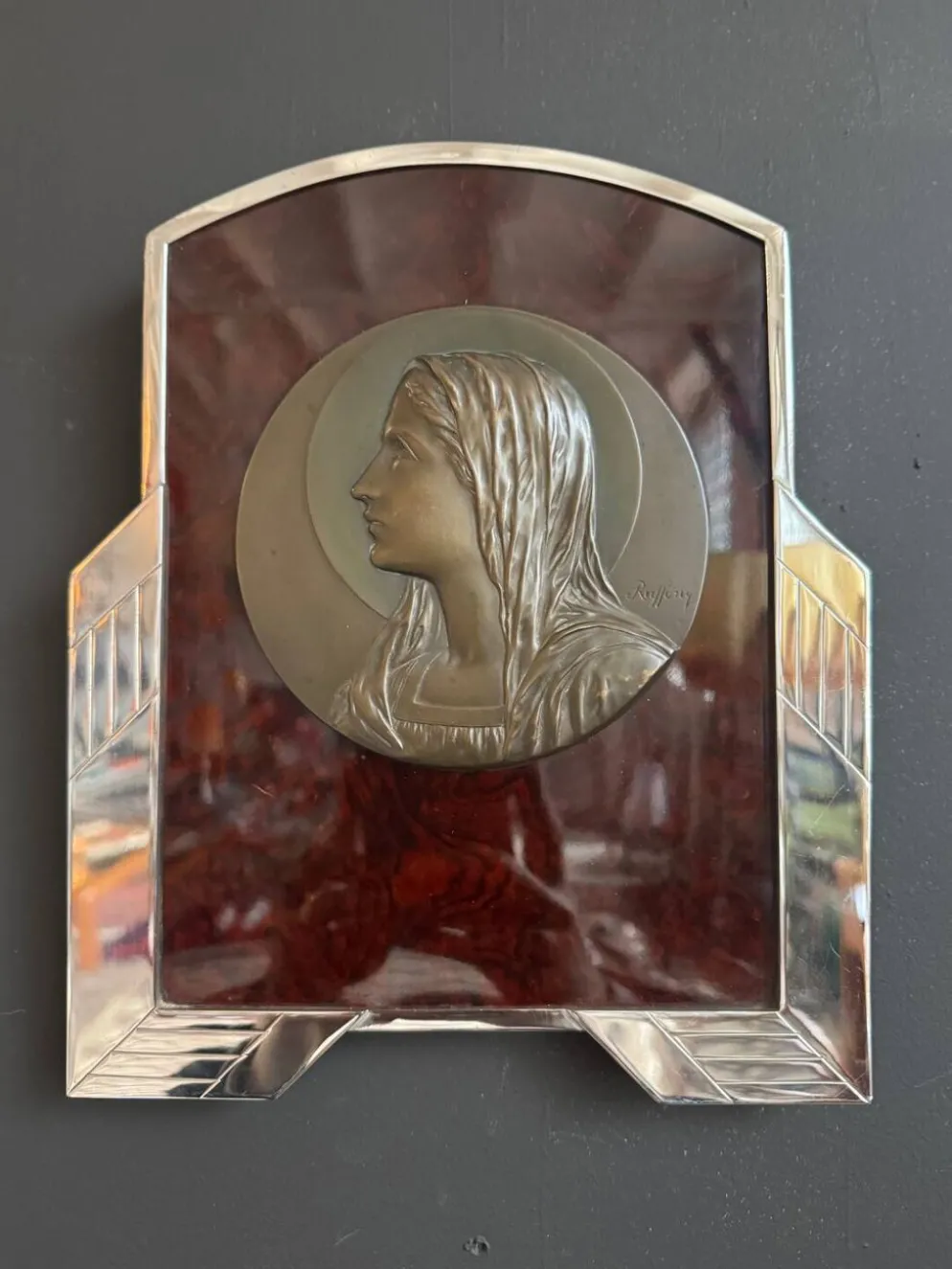 Icône chrome, Bakelite et bronze Art Déco