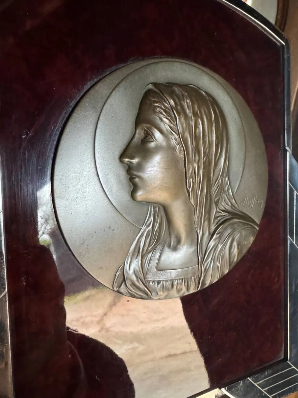 Icône chrome, Bakelite et bronze Art Déco